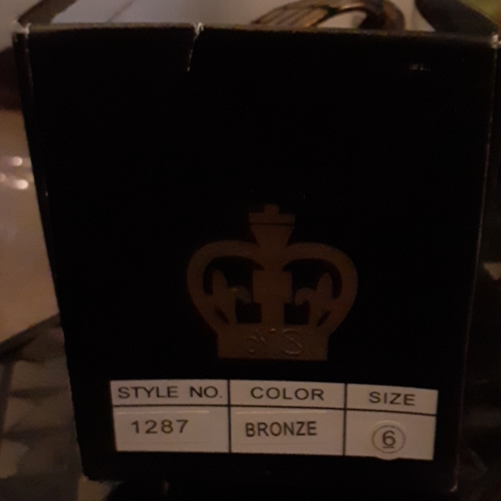 Nicole simpson flats - Picture 3 of 3